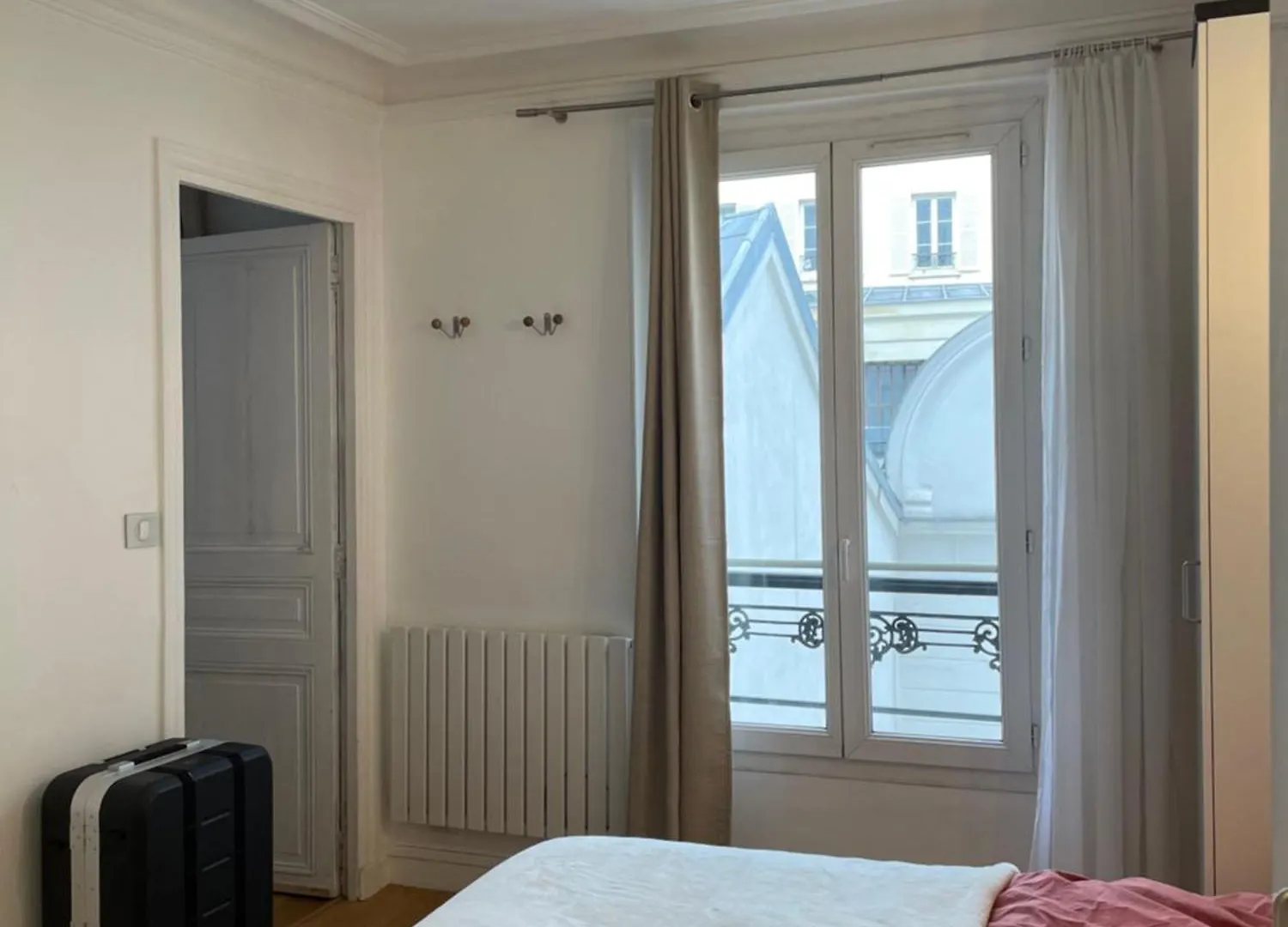 Batignolles-Montmartre / Mathieu Apartment Paris France